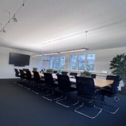 Sitzungszimmer gross